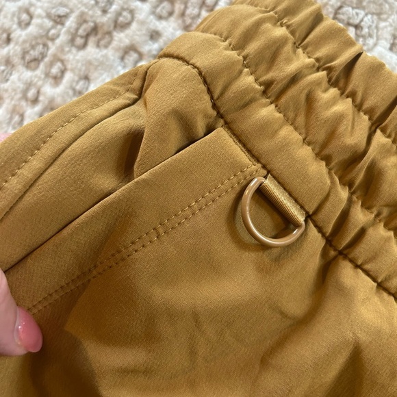 NWOT Old Navy Plus Size Women's 4x BrownShorts 4” - Picture 7 of 11